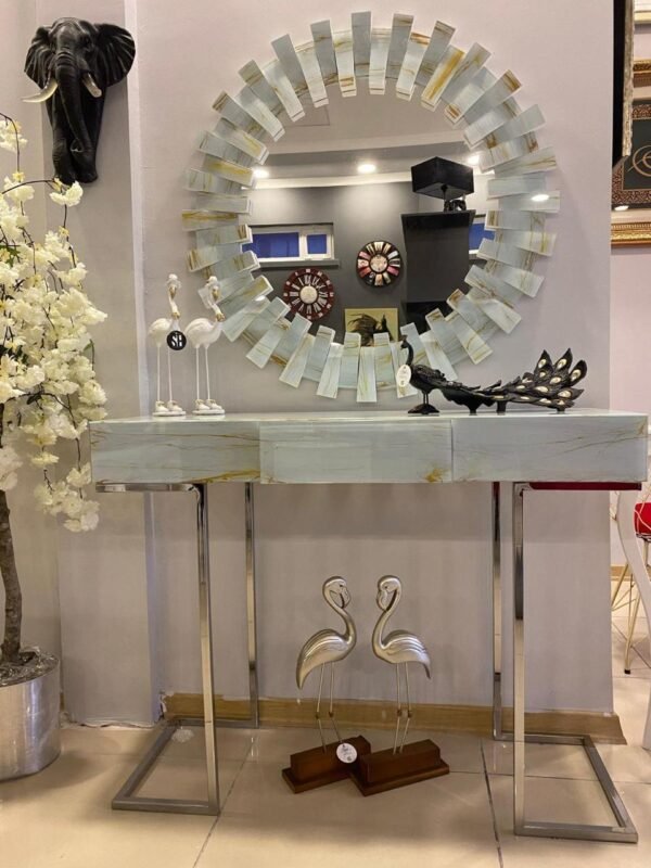 Chiffonier