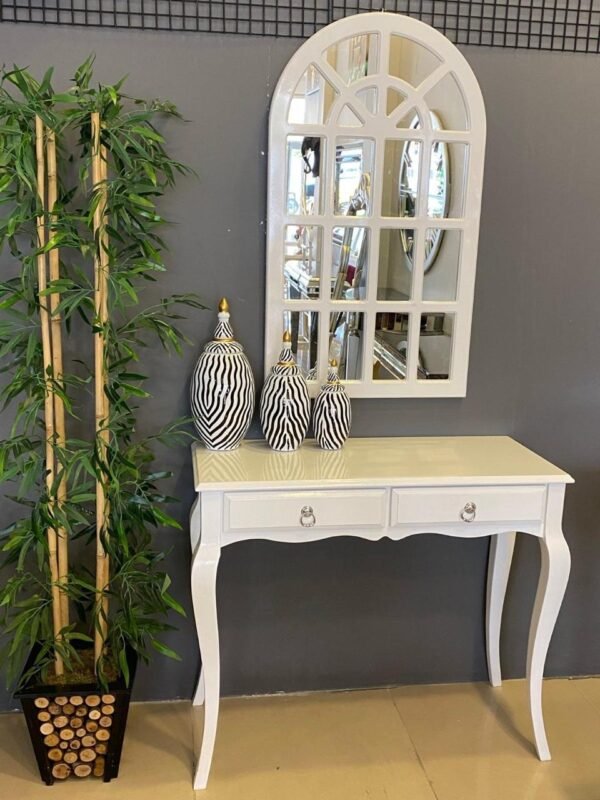 Chiffonier